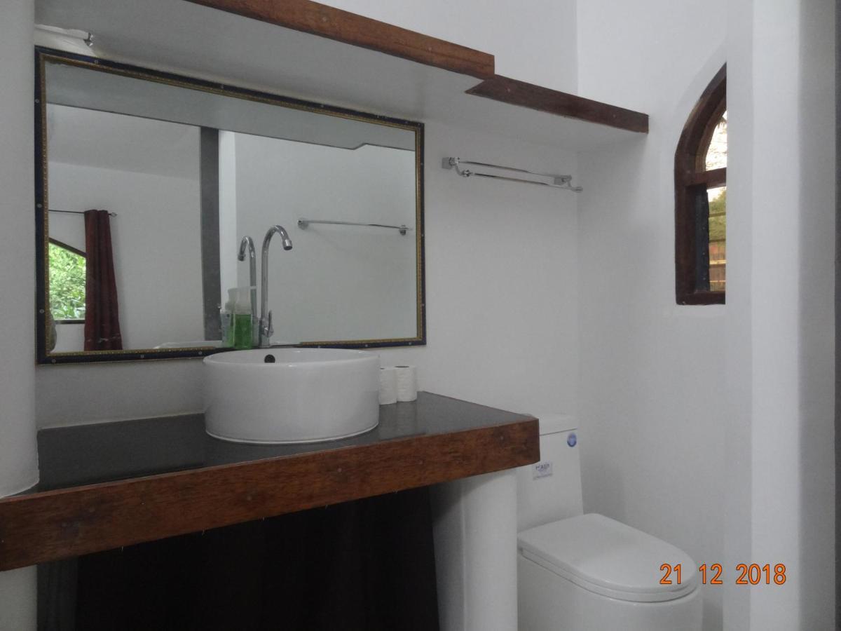 Franswa Inn إل نيدو المظهر الخارجي الصورة