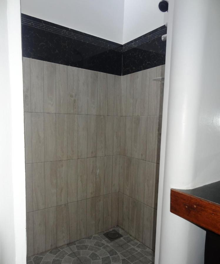 Franswa Inn إل نيدو المظهر الخارجي الصورة